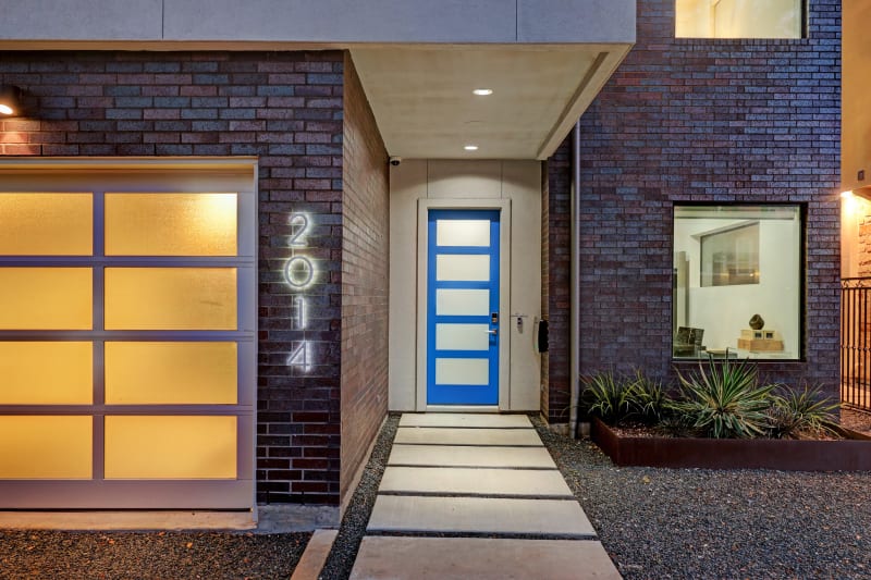 PHOTOS: $1.5M River Oaks-area property screams ‘high-end bachelor pad’