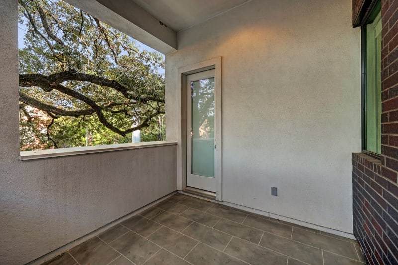 PHOTOS: $1.5M River Oaks-area property screams ‘high-end bachelor pad’