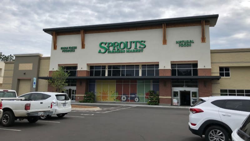 amazon, inside the perks of these discount grocers, grocery memberships available in the houston area