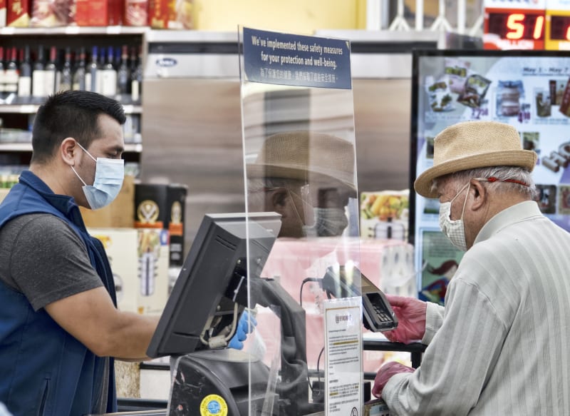 amazon, inside the perks of these discount grocers, grocery memberships available in the houston area