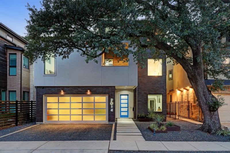 PHOTOS: $1.5M River Oaks-area property screams ‘high-end bachelor pad’