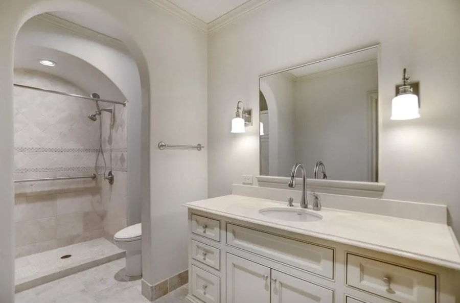 11320 Green Vale Drive
Houston, TX 77024