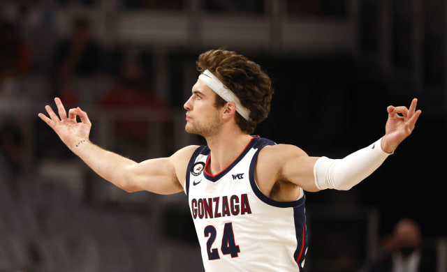 No. 1 Gonzaga rolls over most recent champ Virginia, 98-75