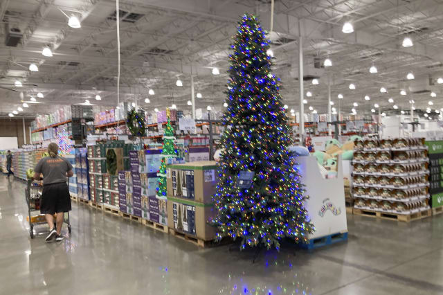 Updated List Which Stores Are Open Closed For Thanksgiving 2021