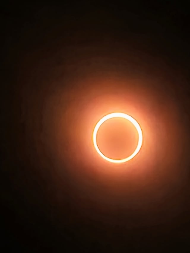 Full annular eclipse, as seen from Whitecap Beach, Corpus Christi