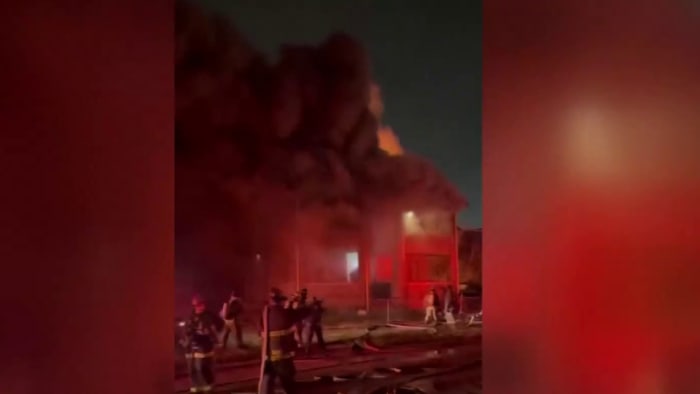 Commissioner responds after Detroit Fire Department orders firefighters out of apartment fire - Vimarsana News