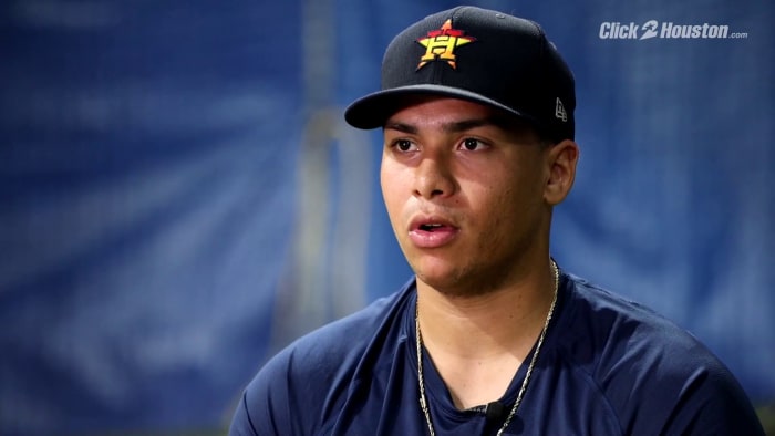 Carlos Correa's brother JC signs with Astros after turning down
