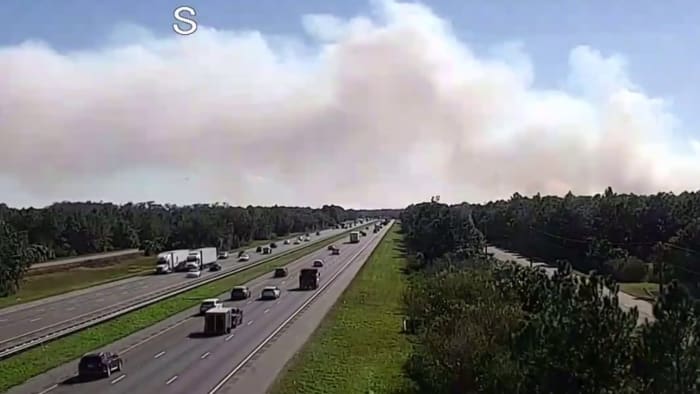 Smoke blankets Daytona Beach after prescribed burn jumps containment line