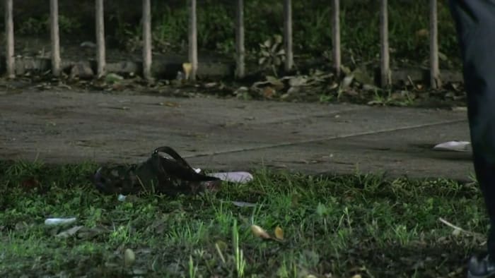 2 Brothers Shot By Masked Gunman While Leaving Convenience Store In 2 Brothers Shot By Masked Gunman While Leaving Convenience Store In