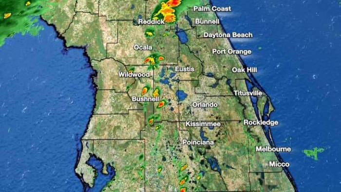 LIVE RADAR: Strong storms, wind move into Central Florida before blast of cold air