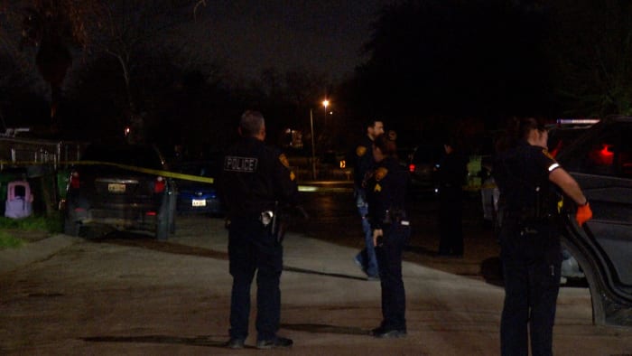Man stabbed during altercation between neighbors on Southwest Side, SAPD says - Vimarsana News