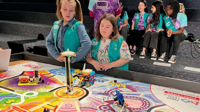 These Girl Scouts are learning to build robots along with life skills - Vimarsana News