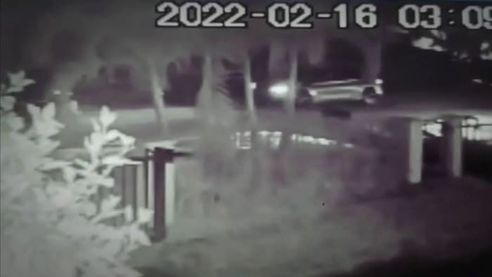 Pencuri berteknologi tinggi menargetkan kendaraan di barat daya Miami-Dade Pencuri berteknologi tinggi menargetkan kendaraan di barat daya Miami-Dade