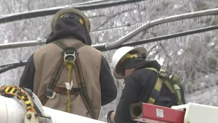 Michigan lawmakers call for hearings after widespread power outages