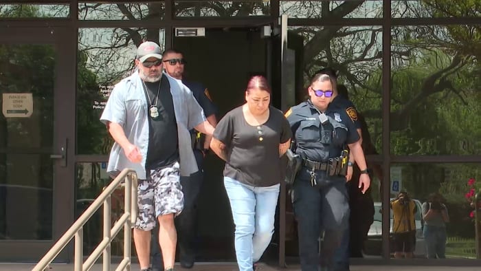 San Antonios begravningsgravstensägare greps för grov stöld