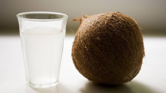 Pros And Painful Cons Of Drinking Coconut Water Pros And Painful Cons Of Drinking Coconut Water