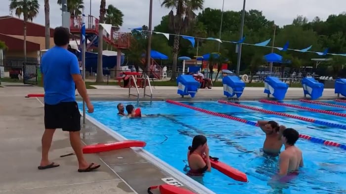 Teens get lifeguard certifications in Oviedo Teens get lifeguard certifications in Oviedo