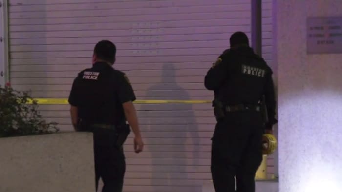 Veteran In Wheelchair Shoots Would Be Robber Multiple Times In Downtown Veteran In Wheelchair Shoots Would Be Robber Multiple Times In Downtown