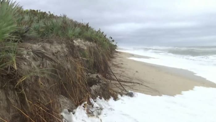 Brevard County breaks from beach renourishment project during coastal flood threat - Vimarsana News
