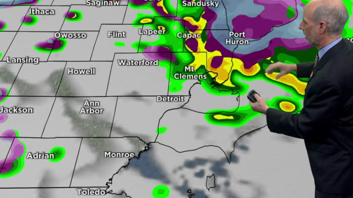Metro Detroit weather: Rain comes with chance of wet snowflakes