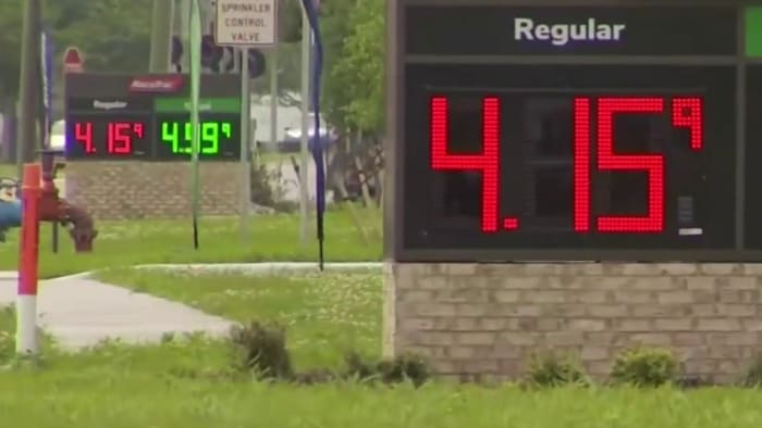 Gas prices jump again in Florida, up $1.40 per gallon from year ago