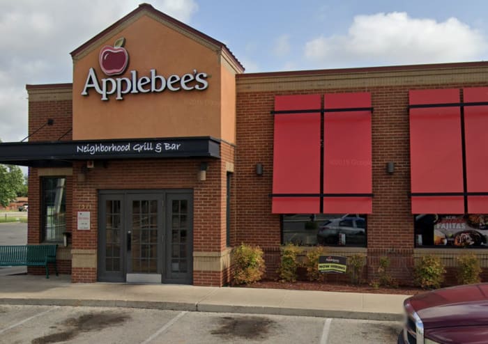 applebee s national hiring day is may 17 here is how you can apply