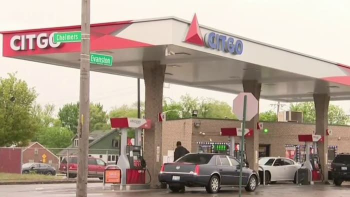 Shirtless man attacks gas station customers on Detroit’s east side