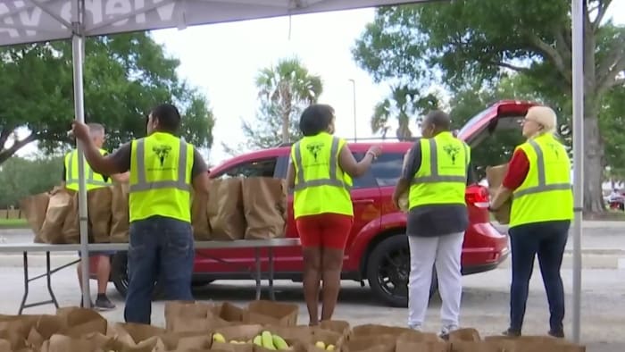 Lake Baldwin VA kicks off monthly food giveaway in Orlando - Vimarsana News