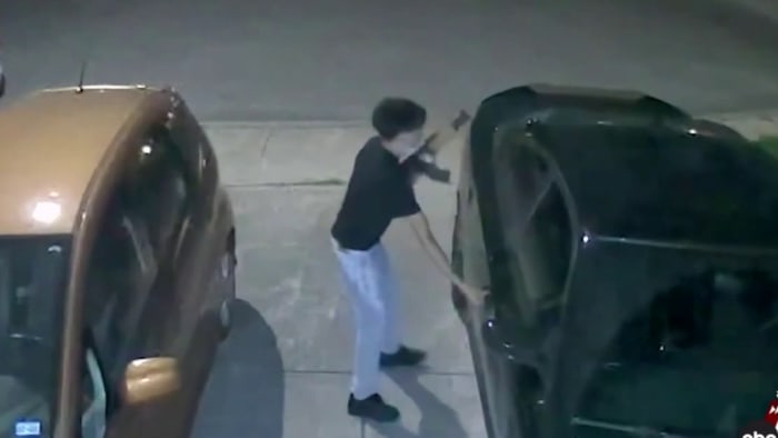 3 teens arrested or detained after AK-toting car burglar seen in Northwest Bexar County neighborhood, BCSO says