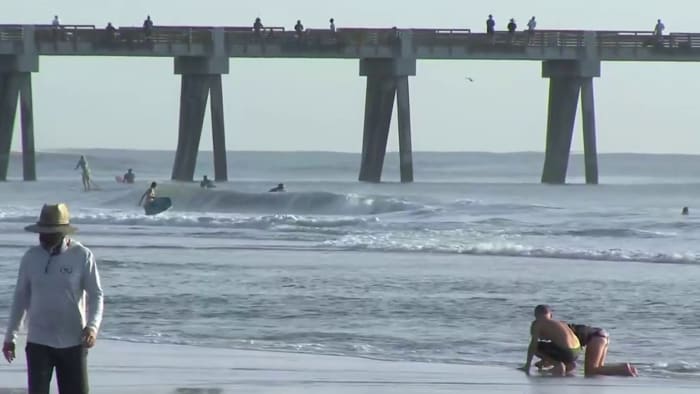 High rip current risk remains a concern on Memorial Day - Vimarsana News