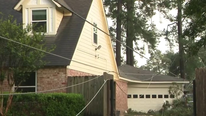 Apartment fire damages reported as lightning thunderstorms hit Houston area