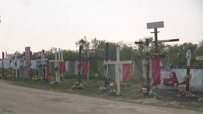Honoring the lives lost on Quintana Road nearly one year ago Honoring the lives lost on Quintana Road nearly one year ago
