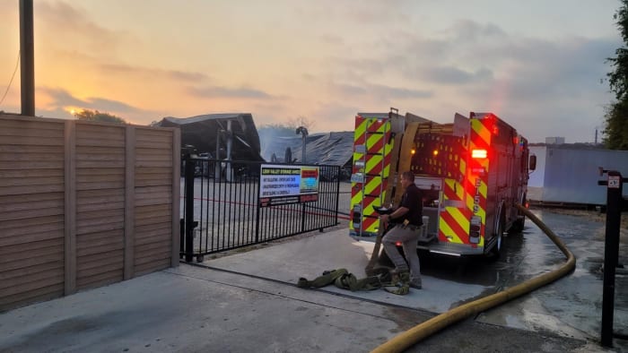 RVs, boats burn in early morning fire at storage facility in Leon Valley - Vimarsana News
