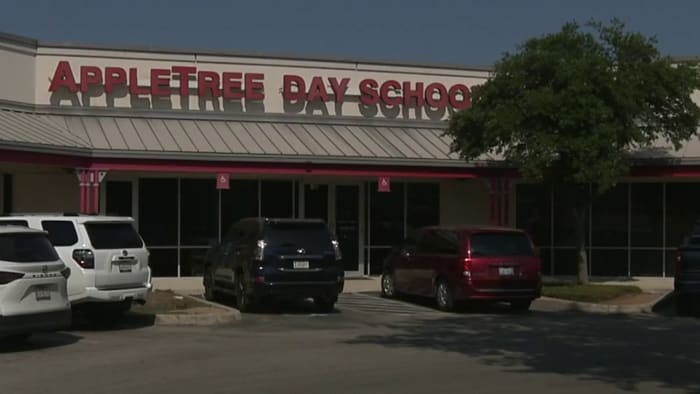 11 teachers walk out of day care at once leaving families scrambling 11 teachers walk out of day care at once leaving families scrambling