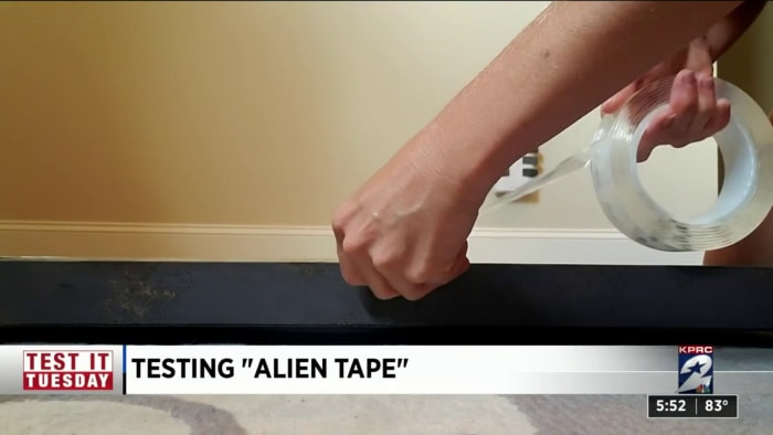 hanging curtain rod using alien tape｜TikTok Search