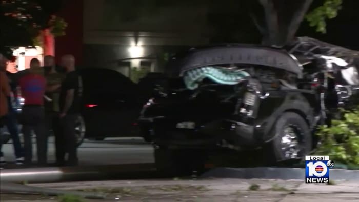 Wild video shows police chase that ended in rollover crash in SW Miami-Dade