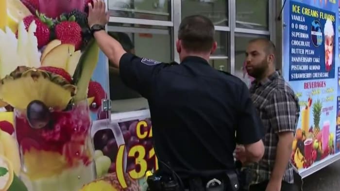 Ice cream truck serves Detroit Police Department amid battle over armor