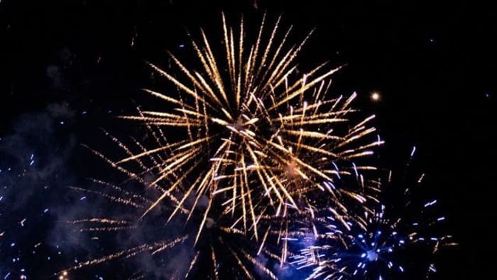 WATCH LIVE: See Fourth of July fireworks across the Houston area