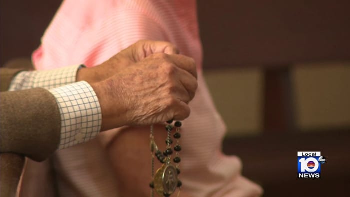 Cubans in Miami meet to pray after march