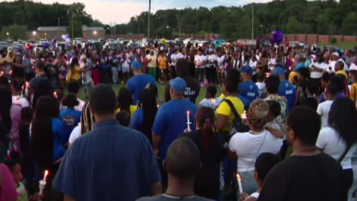 Hundreds gather to honor life of 10yearold girl who died during cheerleading practice in Southfield Hundreds gather to honor life of 10yearold girl who died during cheerleading practice in Southfield