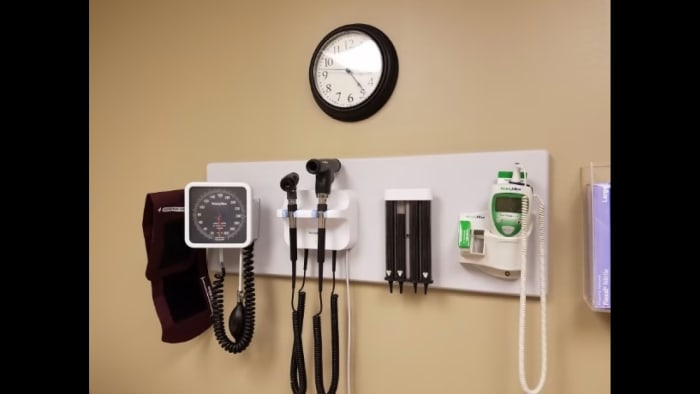 What's going around? Swimmer's ear, strep throat and other illness in time to go back-to-school - Vimarsana News