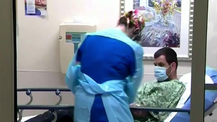 ‘We have enough staff:’ Doctor discusses COVID-19 guidelines dropped by CDC ‘We have enough staff:’ Doctor discusses COVID-19 guidelines dropped by CDC