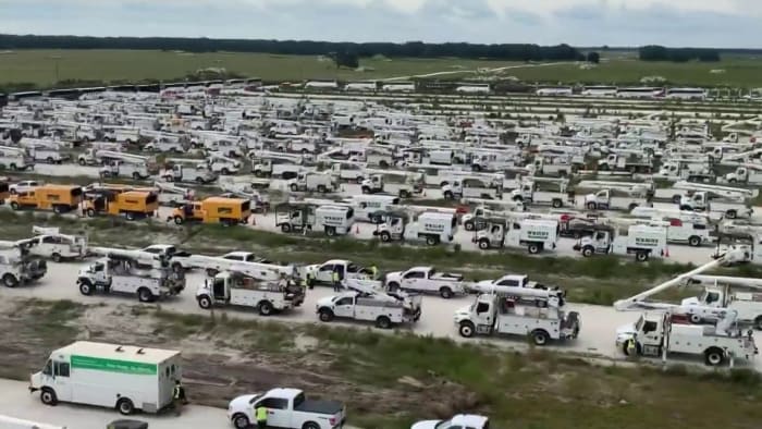 Thousands of linemen deploy to restore power in Florida