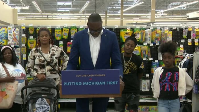 Michigan lieutenant governor, local families push for school supplies tax holiday
