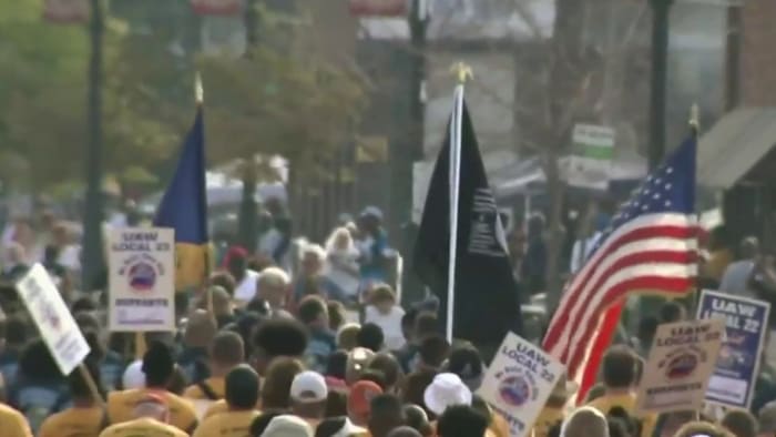 Labor Day parade returns to Detroit after 3-year hiatus - Vimarsana News