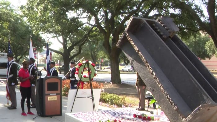 UH holds ceremony to honor 9/11 - Vimarsana News