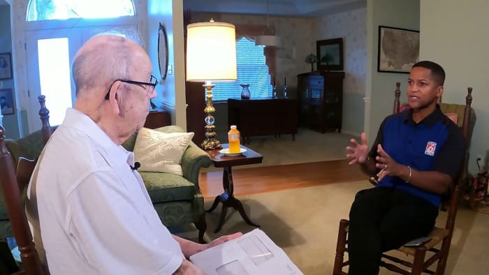 More Florida homeowners are self-insuring amid property insurance crisis. Here’s what that means