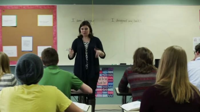Florida lawmaker pushes for teacher pay raise, wants $65K starting salary, but educators are skeptical - Vimarsana News