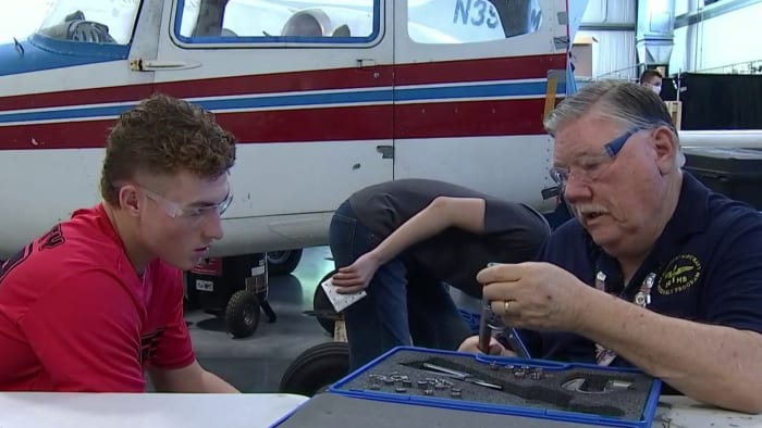 This high school aviation class is setting the course for aerospace employment - Vimarsana News