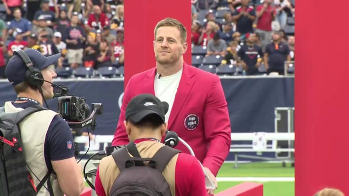 J.J. Watt bids farewell to NFL with emotional 2-sack game